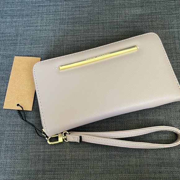 NWT STEVE MADDEN ZIP AROUND WALLET WRISTLET CASE WITH BOX - Picture 3 of 9